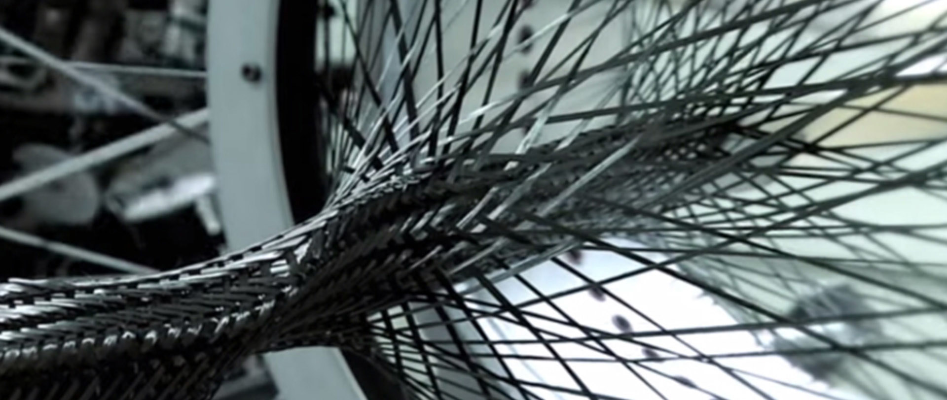 THE WORLD'S FIRST CIRCULAR CARBON FIBER BRAIDER